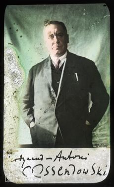1926-28 Jerzy Jeliński podróż slajdy kolorowane Antoni F. Ossendowski.jpg