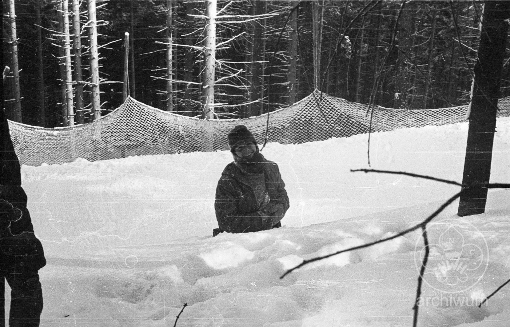Plik:1986-02 Żywiec zimowisko Szczepu Puszcza 030.jpg