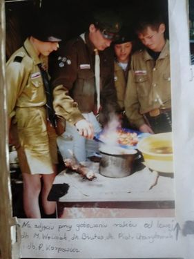 1996 Obóz wędrowny 95 GDH. Kaszuby. Szarotka003 fot. P i J. Ojowscy.jpg