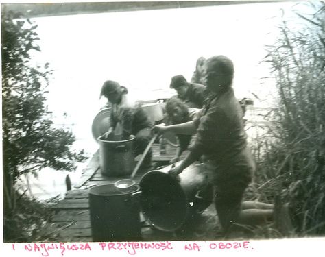 1986-07 Miały. Puszcza Notecka. Obóz Rezerwat. Szarotka 191 fot. J.Kaszuba.jpg