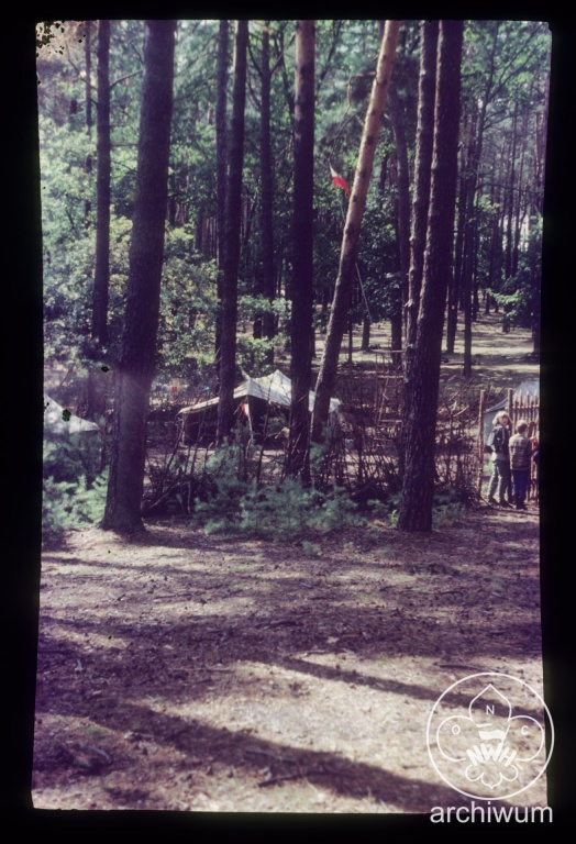 Plik:1986 Jezioro Wędromierz Obóz Szczepu Puszcza z Niepołomic 041.jpg