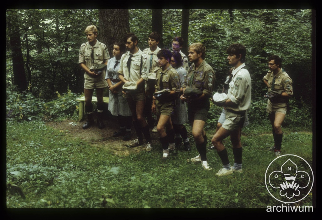 Plik:1984-08 Bieszczady Obóz Kręgu Instruktorskiego Zielone Płomienie z Opolszczyzny (diapozytywy) 141.JPG