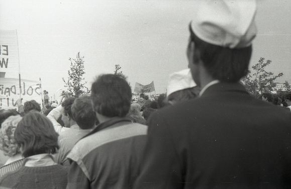 1987 Biała Służba. Gdynia, Gdańsk. Szarotka038 fot. Jacek Kaszuba.jpg