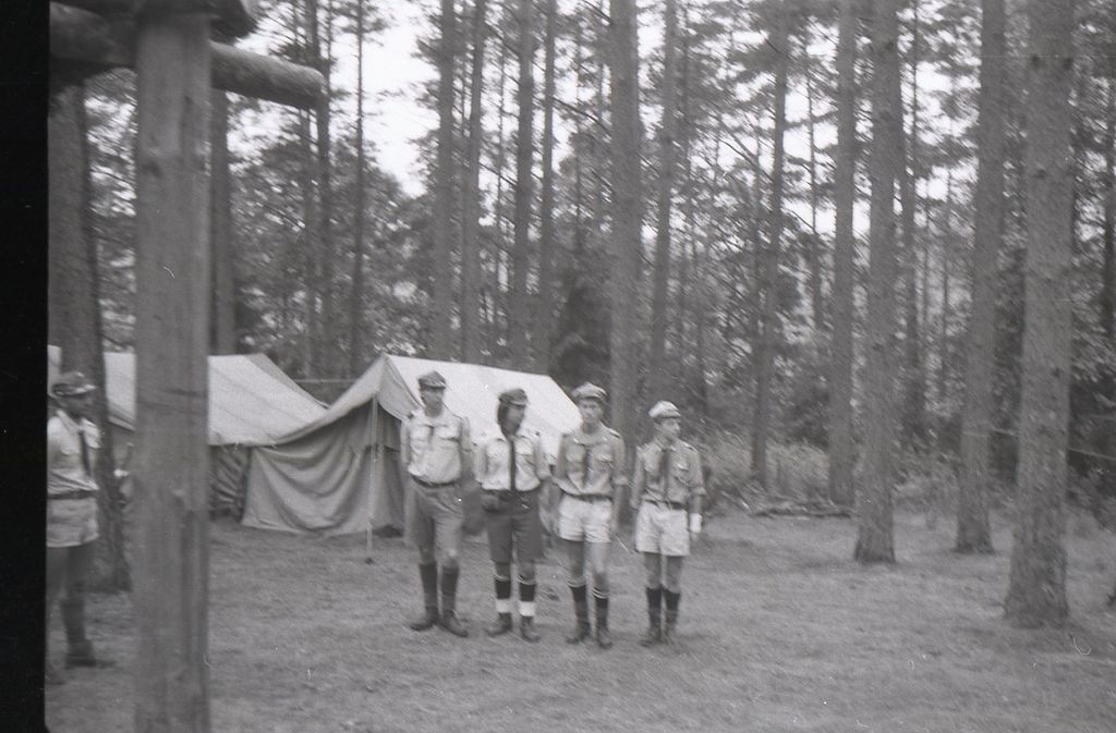 Plik:1988 Obóz Uroczysko. J.Gant. Szarotka 169 fot. J.Kaszuba.jpg