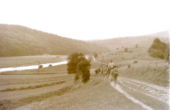 1966 Obóz wędrowny w Bieszczadach. 2 GDH Watra 038 fot. Z.Żochowski.jpg