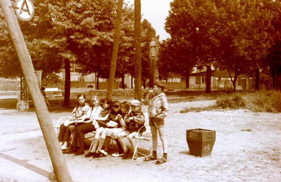 1966-69 Obóz wędrowny Wyspa Wolin, Szczecin. Watra 068 fot. Z.Żochowski.jpg
