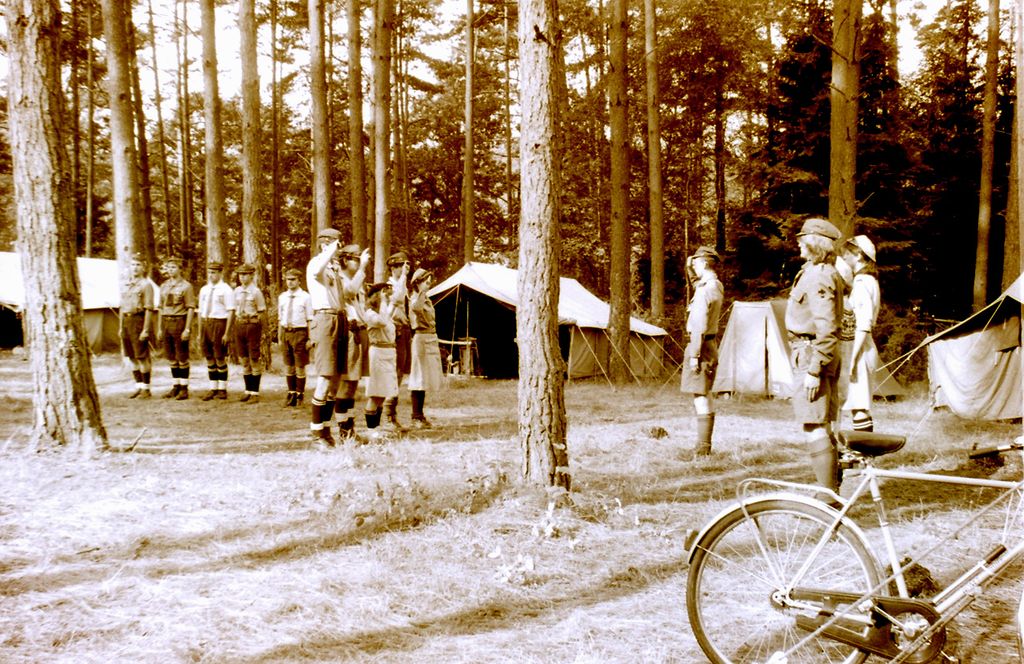 Plik:1988 Obóz Uroczysko. J.Gant. Szarotka 395 fot. J.Kaszuba.jpg