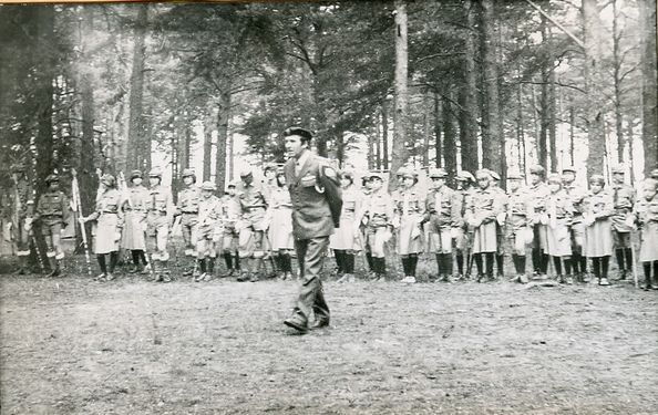 1977 Miedzno. Obóz stały Szczepu SP 10 Gdynia. 22 GDH124 fot. D.Zabrocki.jpg