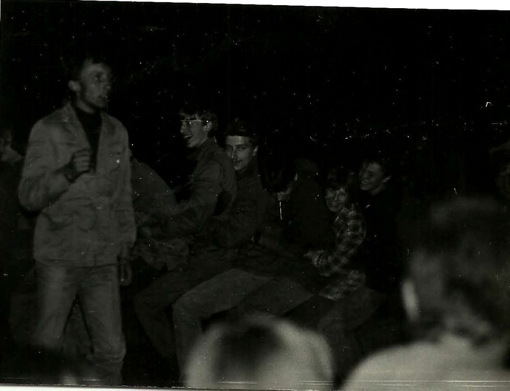 Plik:1989 Obóz Mara. Jez. Gant. Szarotka 076 fot. J.Kaszuba.jpg