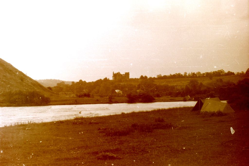 Plik:1980 Obóz Beskid. Szarotka051 fot. J.Kaszuba.jpg