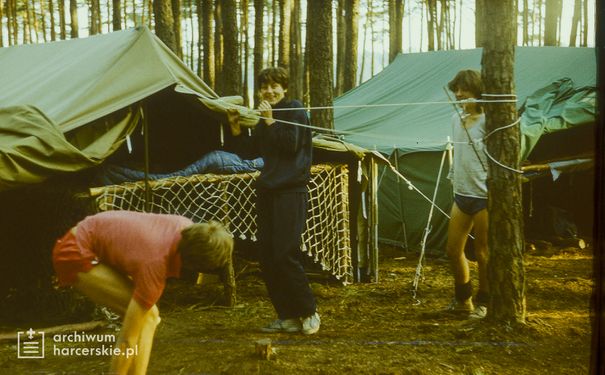 1986-07 Miały. Puszcza Notecka. Obóz Rezerwat. Szarotka 029 fot. J.Kaszuba.jpg