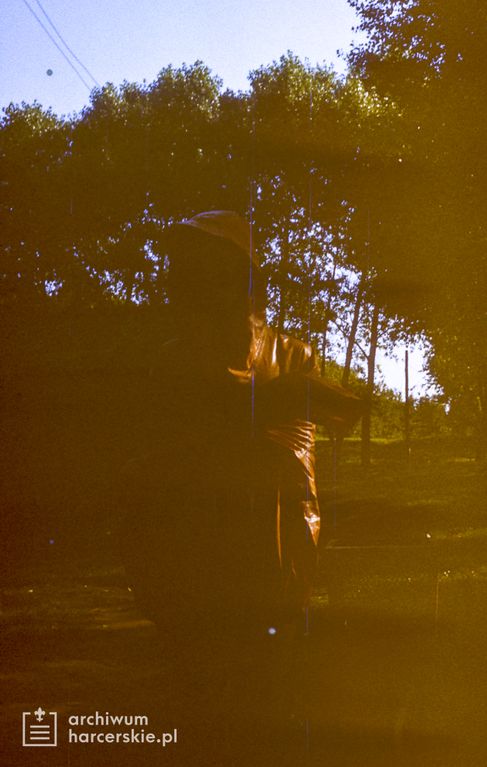 Plik:1985-08 Spływ kajakowy Kółkiem Raduńskim. Szarotka 067 fot. J.Kaszuba.jpg