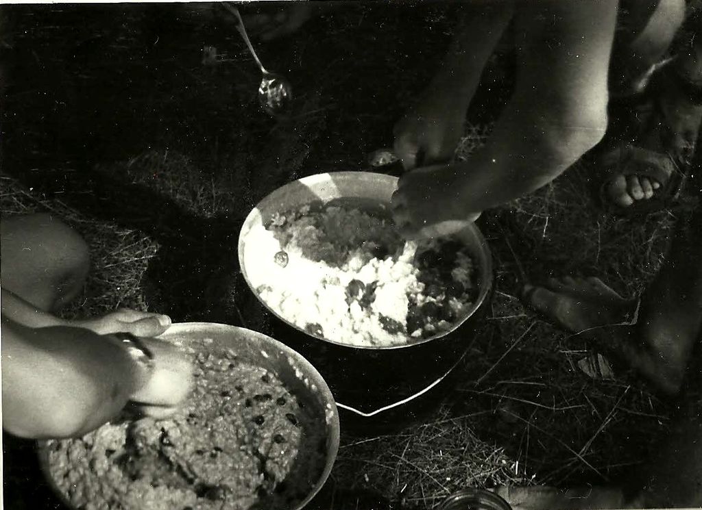 Plik:1981 Obóz Eleusis. Szarotka133 fot. J.Kaszuba.jpg
