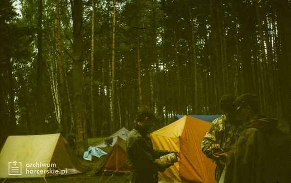 1991-06 X Wyprawa Achnacarry. Poj. Kaszubskie. Szarotka 002 fot. J.Kaszuba.jpg