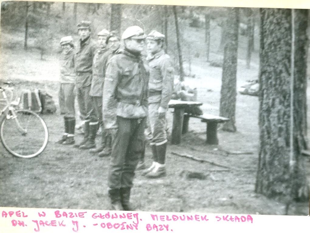 Plik:1983 II Wyprawa Achnacarry Commando. Szarotka 011 fot. J.Kaszuba.jpg