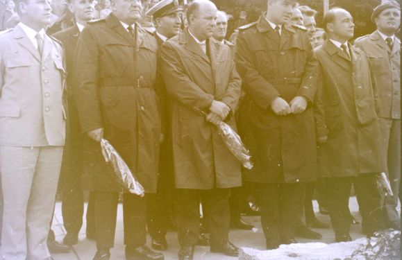 1966 Odsłonięcie pomnika harcerzy w Gdyni. Watra 014 fot. Z.Żochowski.jpg