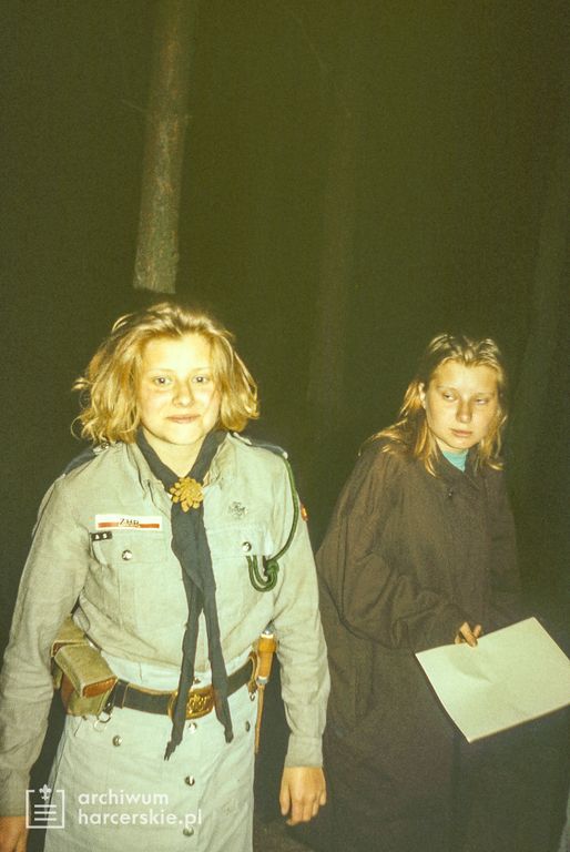 Plik:1991-07 Obóz Avalon. jez. Czyste. Poj.Kaszubskie. Szarotka 009 fot. J.Kaszuba.jpg