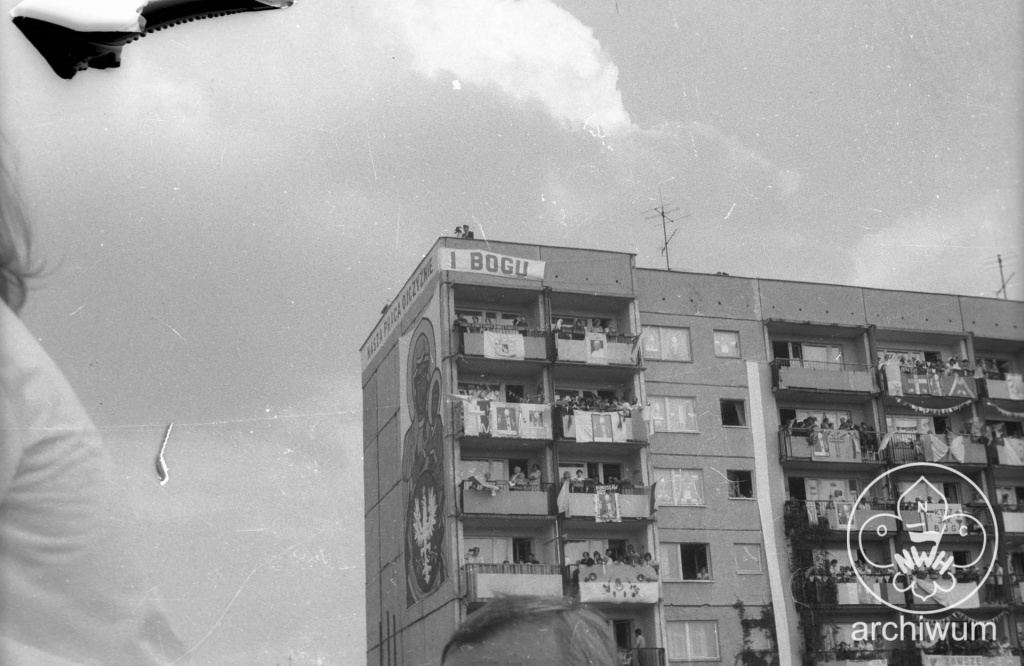 Plik:1987-06 Gdansk Biala Sluzba fot 41.JPG