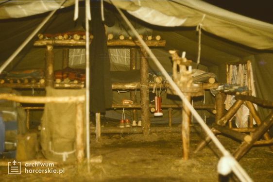 1988-07 Obóz Uroczysko. jez. Gant. Mazury. Szarotka054 fot. J.Kaszuba.jpg