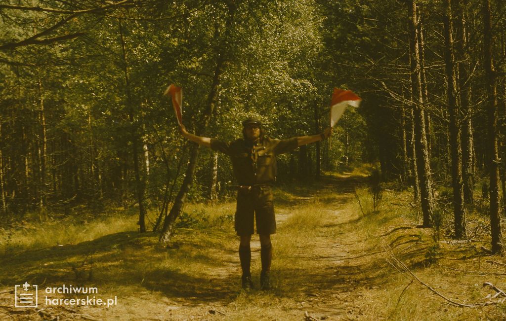 Plik:1988-07 Obóz Uroczysko. jez. Gant. Mazury. Szarotka095 fot. J.Kaszuba.jpg
