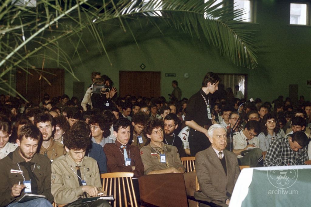 Plik:1989 I zjazd ZHR Sopot MSt (29).jpg