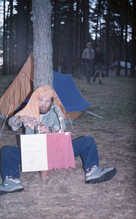 Plik:1991 Obóz Avalon. Jez. Czyste. Szarotka 211 fot. J.Kaszuba.jpg