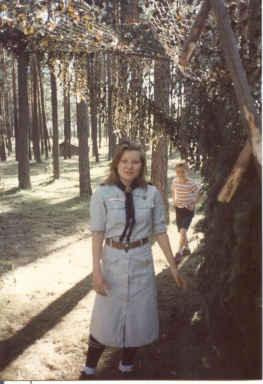 Plik:1991 Obóz Avalon. Jez. Czyste. Szarotka 285 fot. J.Kaszuba.jpg