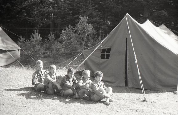 1957-58 Obóz stały w Bieszczadach. Watra 167 fot. Z.Żochowski.jpg