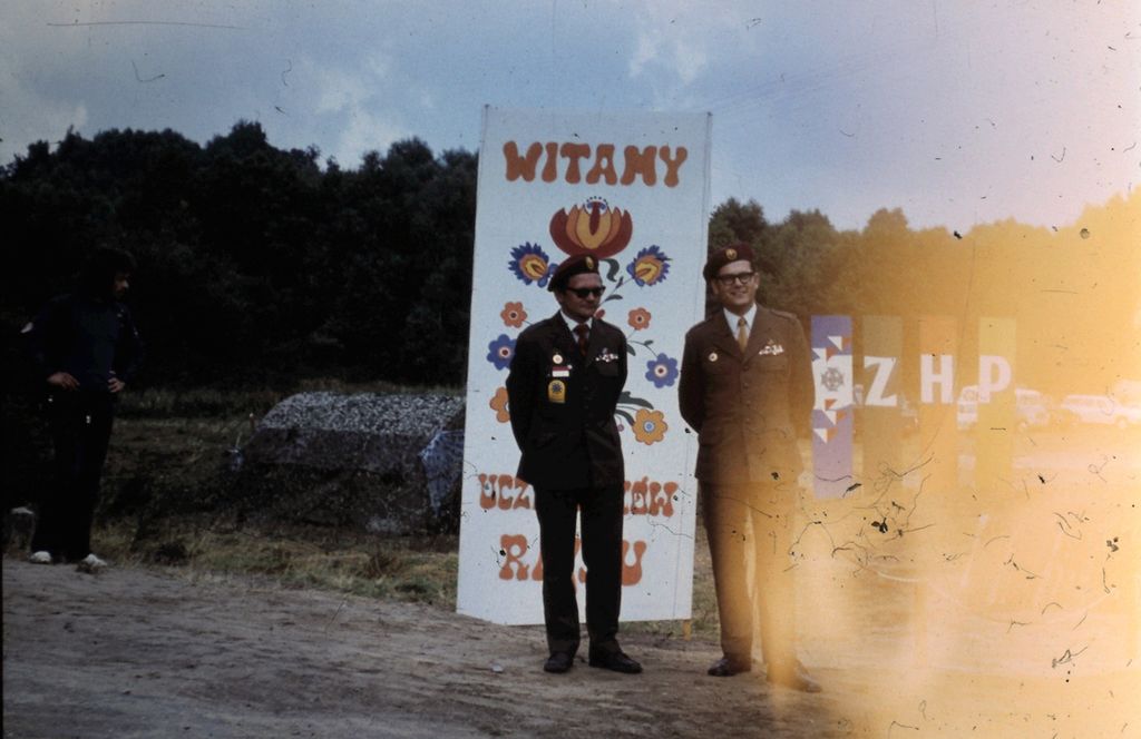 Plik:1973 Rajd Kopernikowski. Watra 048 fot. Z.Żochowski.jpg