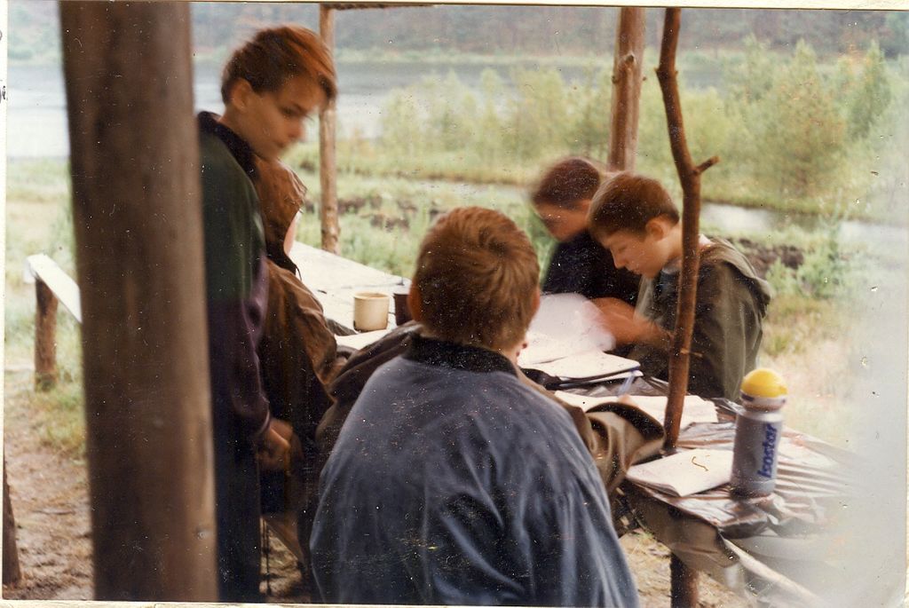 Plik:1996 Obóz wędrowny 95 GDH. Kaszuby. Szarotka067 fot. P i J. Ojowscy.jpg