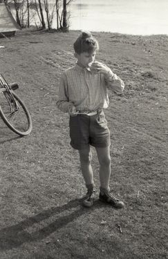 1956-58 Biwak rowerowy 2 GDH Watra 007 fot. Z.Żochowski.jpg