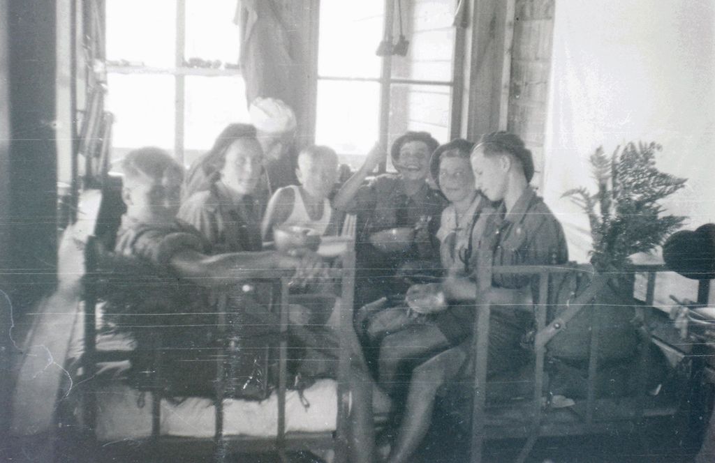 Plik:1947-48 Kolonie w Borkowie. Watra 041 fot. Z.Żochowski.jpg