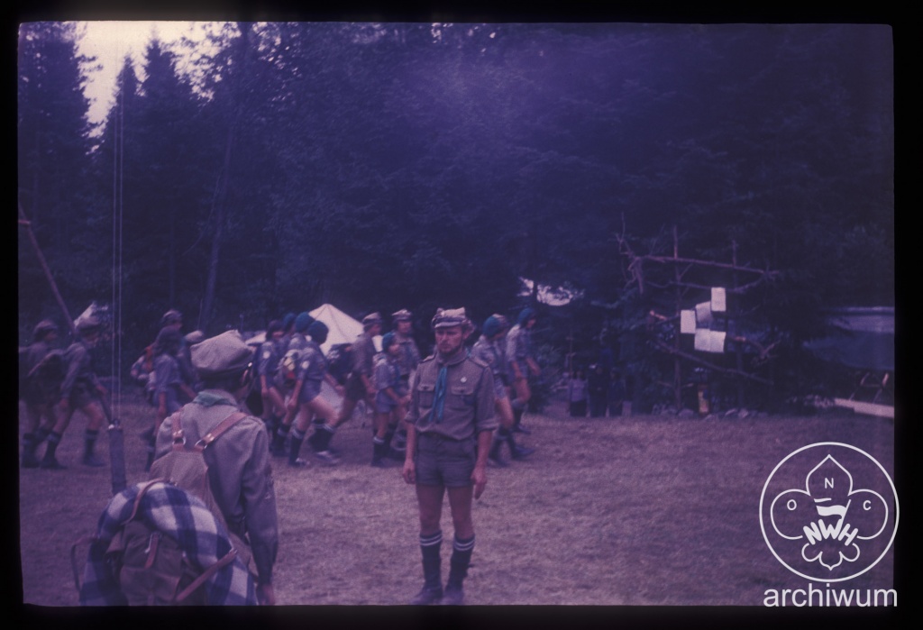 Plik:1977 Śnietnica k. Grybowa - obóz Szczepu Puszcza z Niepołomic 21.jpg