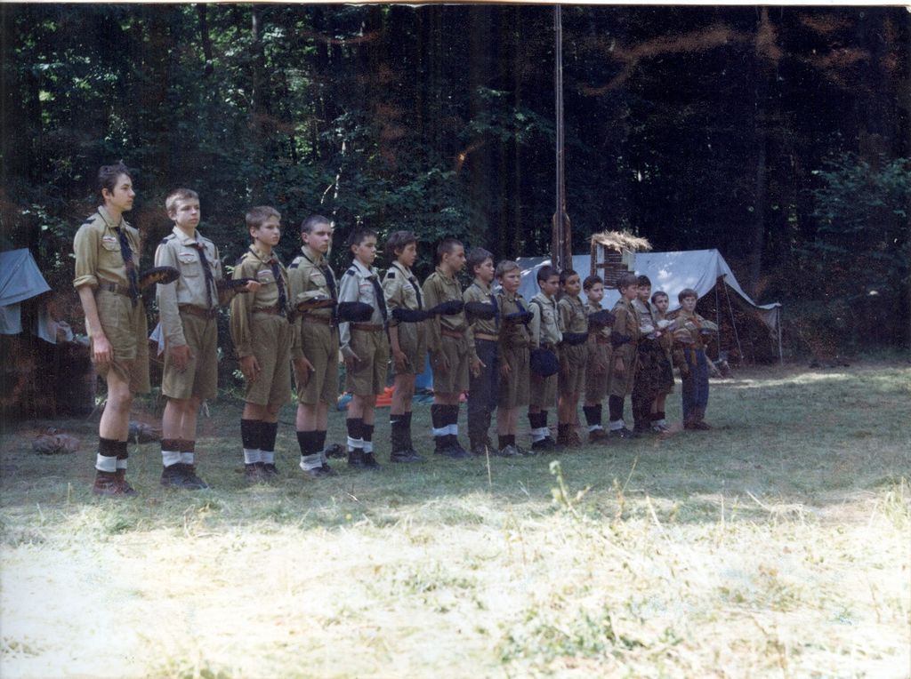 Plik:1997 Obóz 95 GDH. Podleś. Szarotka003 fot. P i J Ojowscy.jpg