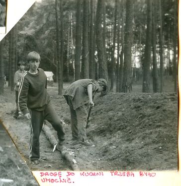 1986-07 Miały. Puszcza Notecka. Obóz Rezerwat. Szarotka 167 fot. J.Kaszuba.jpg