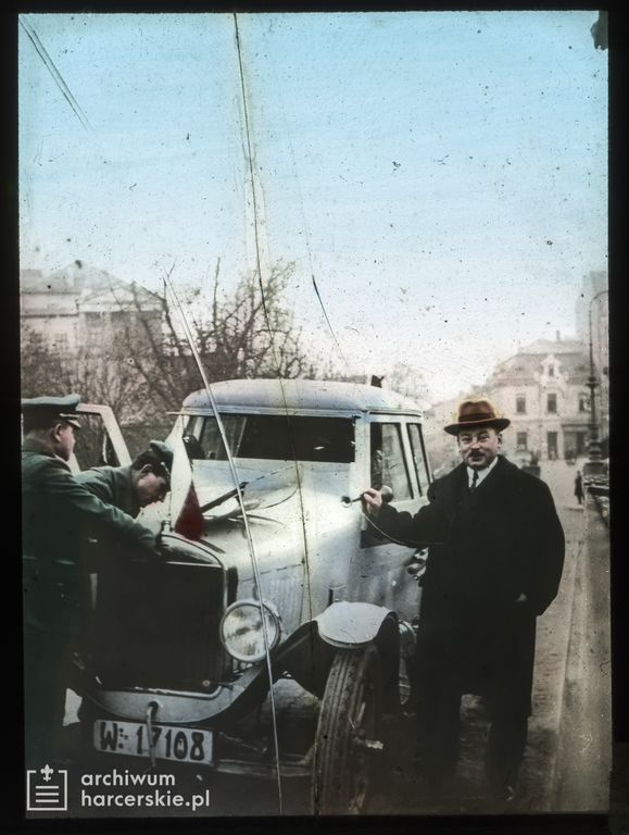 Plik:1926 Jerzy Jeliński podróż slajdy kolorowane 025.jpg