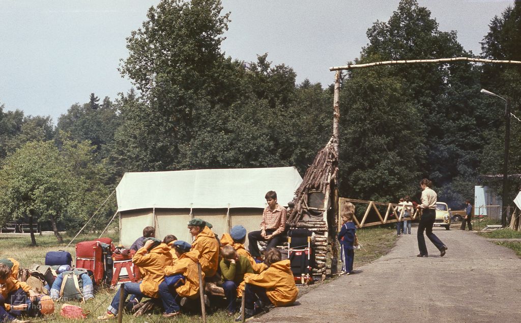 Plik:1979-07 08 Obóz Ondraszek Szarotka fot.J.Kaszuba 003.jpg