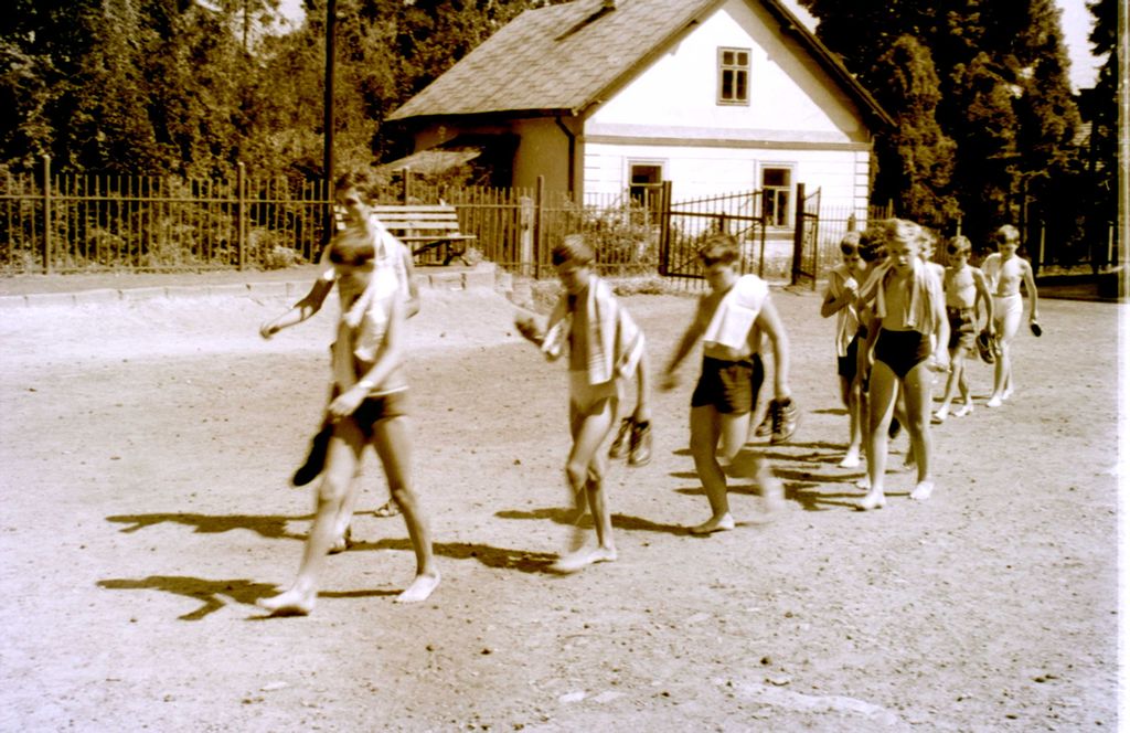 Plik:1966 Obóz wędrowny w Bieszczadach. 2 GDH Watra 010 fot. Z.Żochowski.jpg
