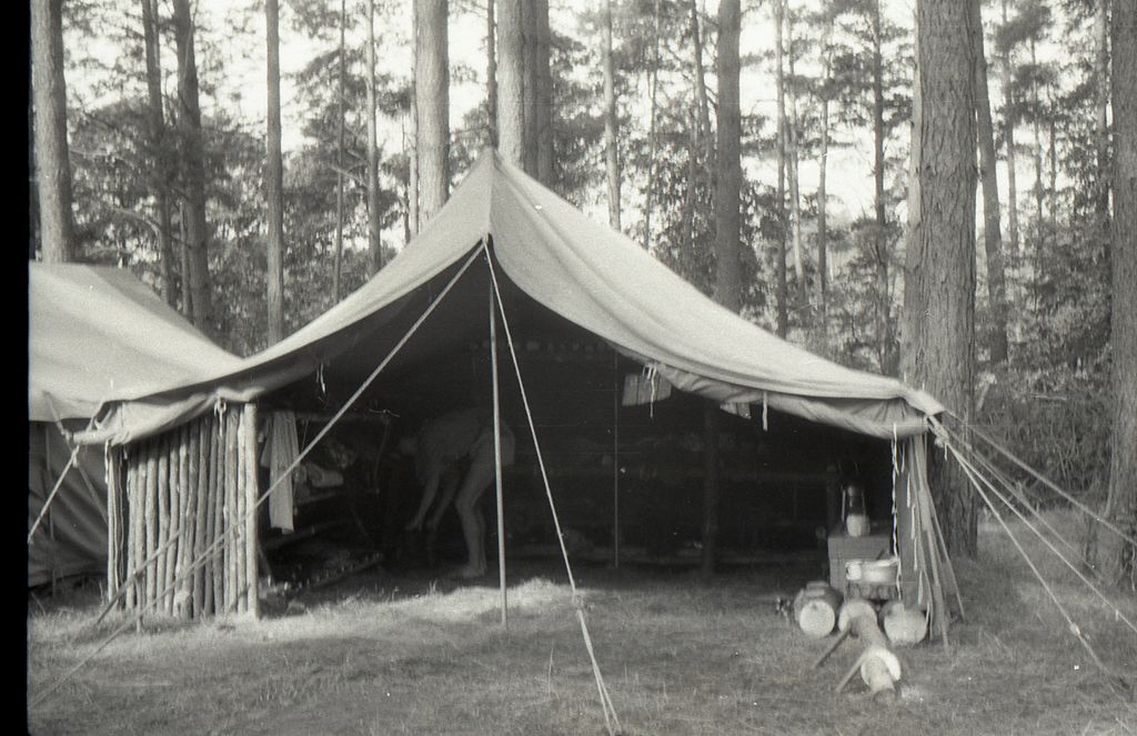 Plik:1988 Obóz Uroczysko. J.Gant. Szarotka 335 fot. J.Kaszuba.jpg