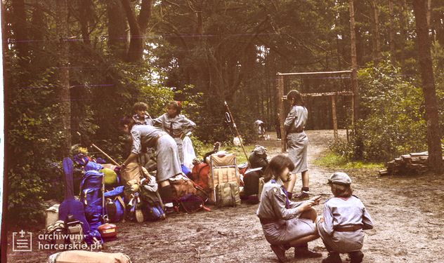 1985-07 08 Jez.Białe k. Machar Szarotka obóz stały Buchtowisko fot.J.Kaszuba 086.jpg