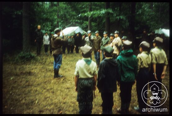 1990-07 Jezioro Muliste Obóz 3 NDH Niepolomni ze Szczepu Puszcza 012.jpg