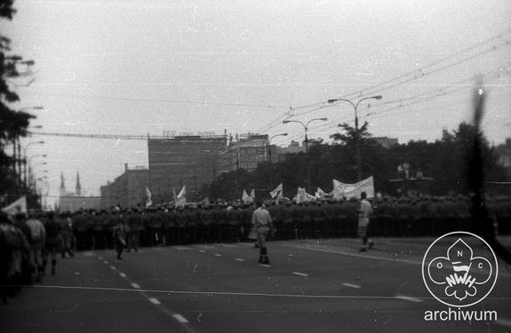 1987-06 Warszawa Biala Sluzba 34.jpg