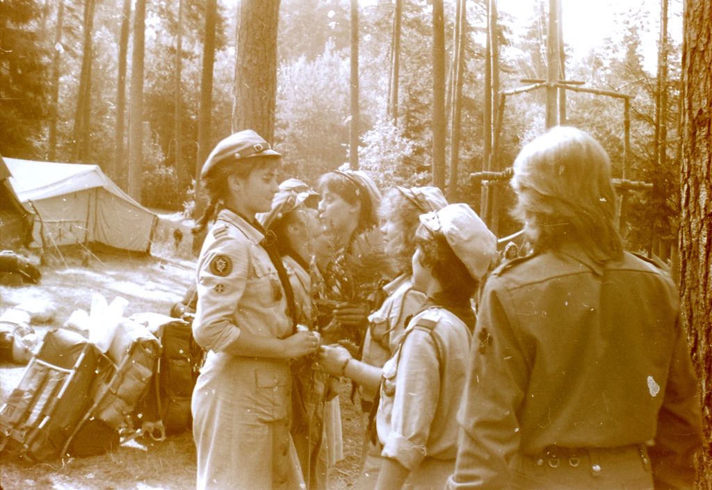 Plik:1988 Obóz Uroczysko. J.Gant. Szarotka 382 fot. J.Kaszuba.jpg