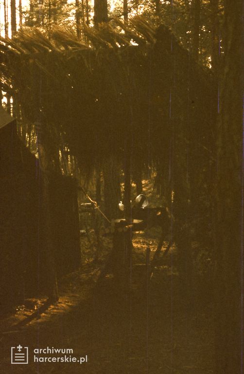Plik:1989-07 Obóz Mara. Jez. Gant. Mazury. Szarotka051 fot. J.Kaszuba.jpg
