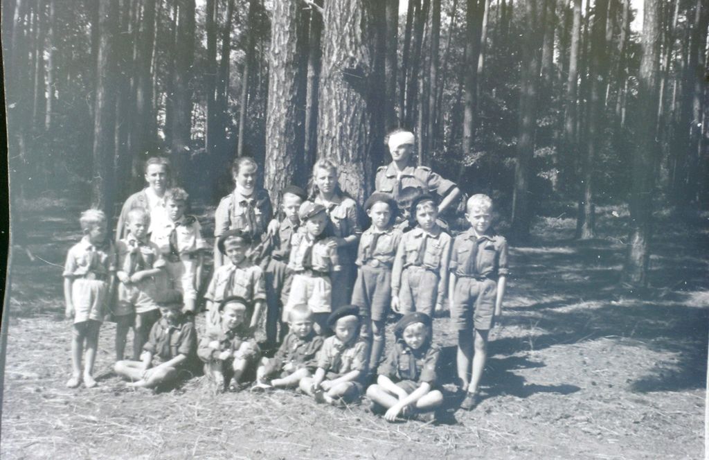 Plik:1947-48 Harcerstwo w Gdańsku. Watra 048 fot. Z.Żochowski.jpg