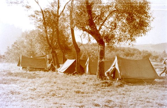 1956-60 Obóz wędrowny. Bieszczady. 2 GDH Watra 012 fot. Z.Żochowski.jpg