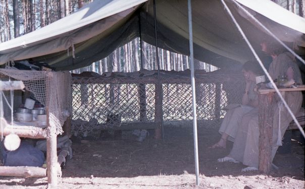 1991 Obóz Avalon. Jez. Czyste. Szarotka 236 fot. J.Kaszuba.jpg