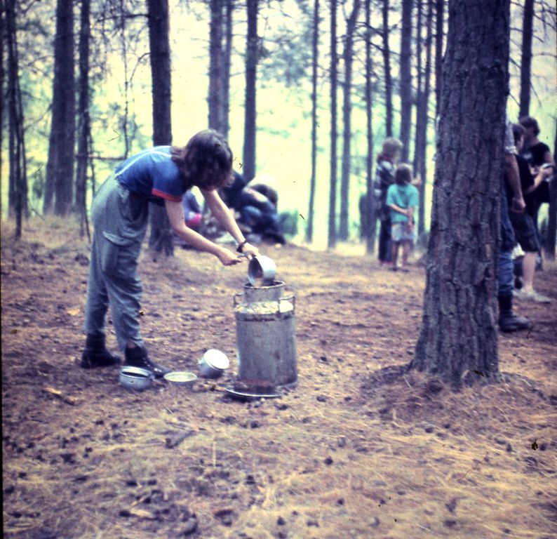 Plik:1992 Obóz stały nad J.Kotel. Szarotka 034 fot. J.Kaszuba.jpg
