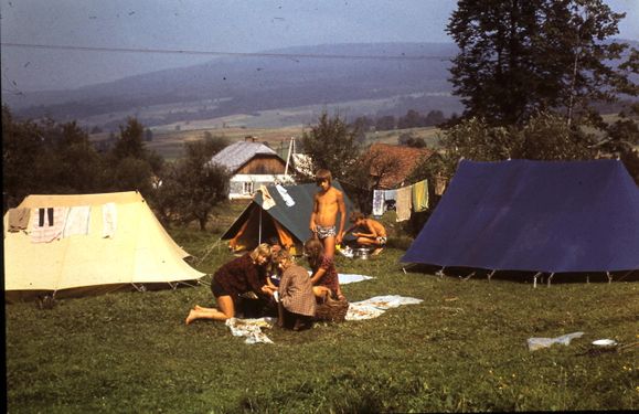 1974 Obóz wedrowny. Bieszczady . Watra 001 fot. Z.Żochowski.jpg