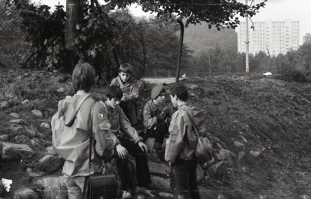 Plik:1980 Rajd Turysta Sprawny do obrony. Gdynia. Szarotka015 fot. J.Kaszuba.jpg